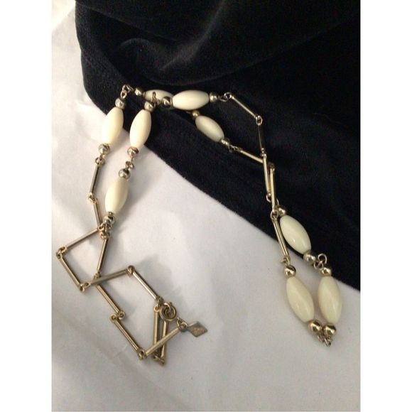 Vintage Sarah Coventry Necklace 27” Gold Cream Beaded Necklace 🍁🍂 - Picture 1 of 11